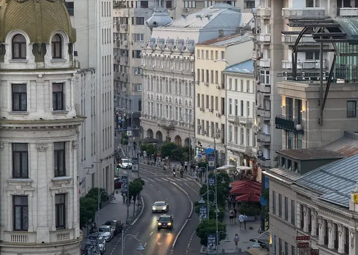 Victoriei Avenue Gem Bucarest